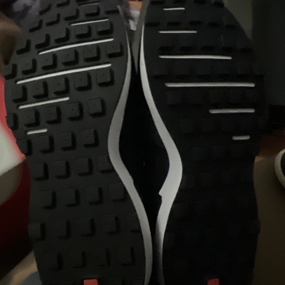 Brand new - Picture 2 of 3